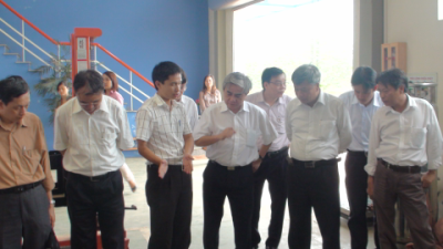 Bộ trưởng Nguyễn Quân thăm nhà máy FC Hòa Lạc